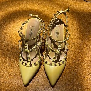 Fashion rock studded pumps